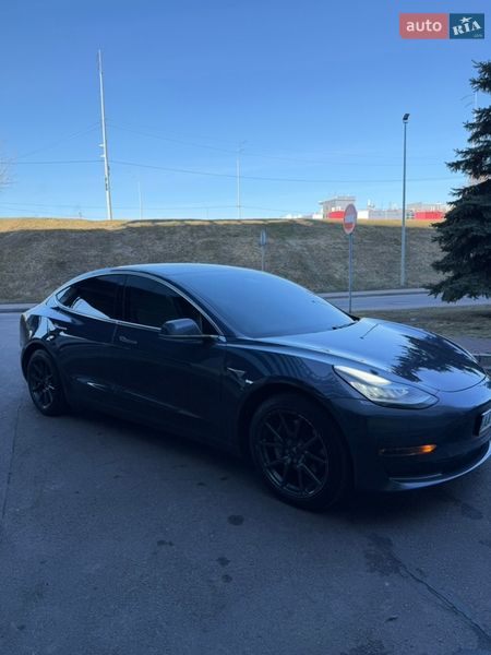 Седан Tesla Model 3 2019 в Киеве фото 2 Седан Tesla Model 3 2019 в Киеве