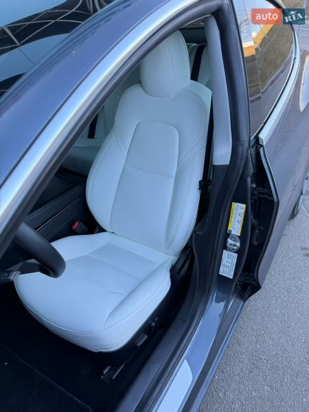 Седан Tesla Model 3 2019 в Киеве фото 56 Седан Tesla Model 3 2019 в Киеве