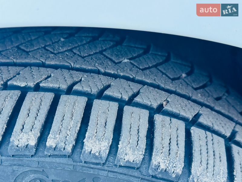 Седан Tesla Model 3 2018 в Харкові