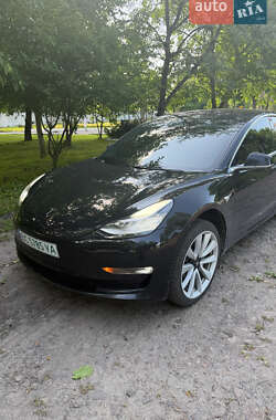 Седан Tesla Model 3 2018 в Львові