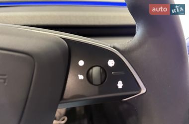 Седан Tesla Model 3 2025 в Одессе