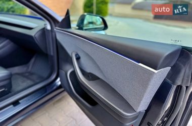 Седан Tesla Model 3 2025 в Одессе