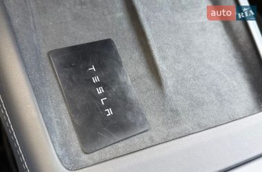 Седан Tesla Model 3 2025 в Одессе