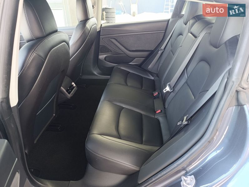 Седан Tesla Model 3 2020 в Кам'янець-Подільському фото 11 Седан Tesla Model 3 2020 в Кам'янець-Подільському