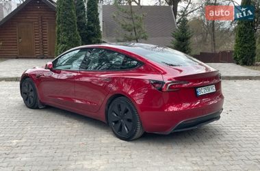 Седан Tesla Model 3 2024 в Новояворовске