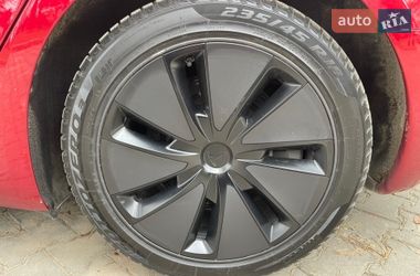 Седан Tesla Model 3 2024 в Новояворовске