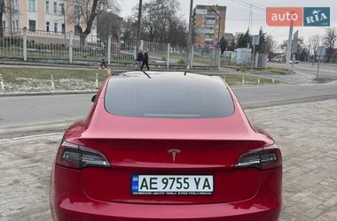Седан Tesla Model 3 2022 в Днепре