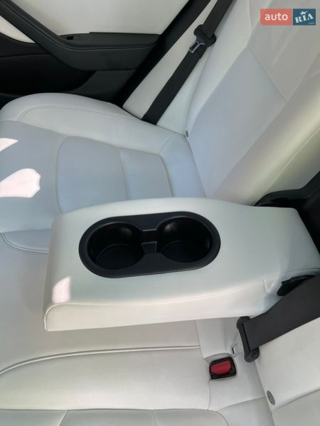 Седан Tesla Model 3 2021 в Львове фото 31 Седан Tesla Model 3 2021 в Львове