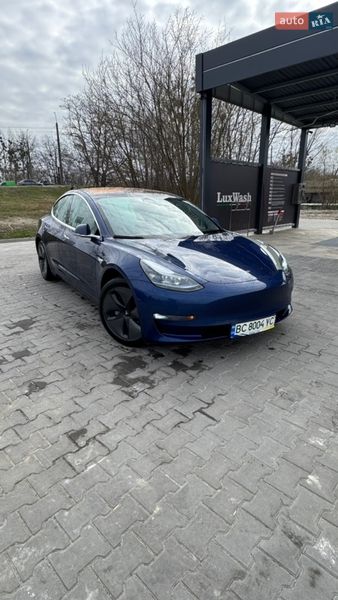 Tesla Model 3 2019