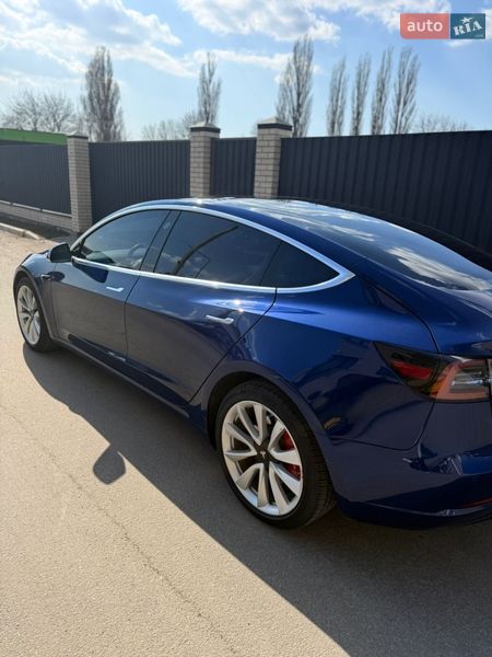 Седан Tesla Model 3 2018 в Киеве фото 8 Седан Tesla Model 3 2018 в Киеве