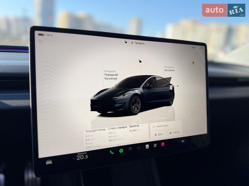 Седан Tesla Model 3 2024 в Киеве