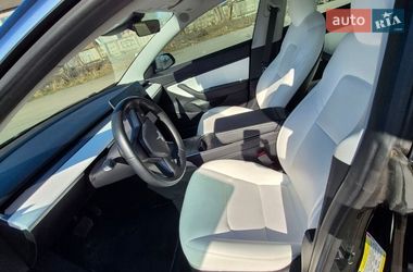 Седан Tesla Model 3 2018 в Луцке