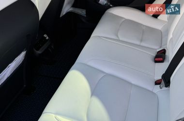 Седан Tesla Model 3 2022 в Киеве