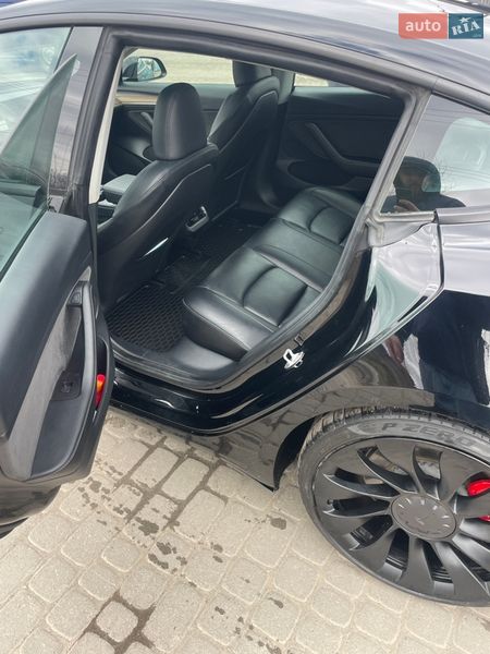 Седан Tesla Model 3 2023 в Львове фото 5 Седан Tesla Model 3 2023 в Львове