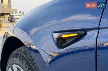 Седан Tesla Model 3 2025 в Хусте