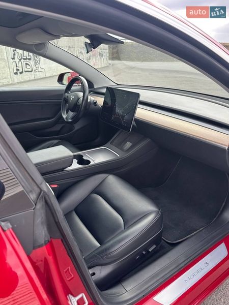 Седан Tesla Model 3 2019 в Львові фото 15 Седан Tesla Model 3 2019 в Львові
