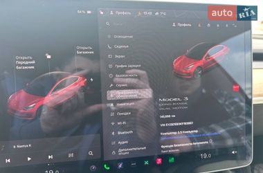 Седан Tesla Model 3 2019 в Львові