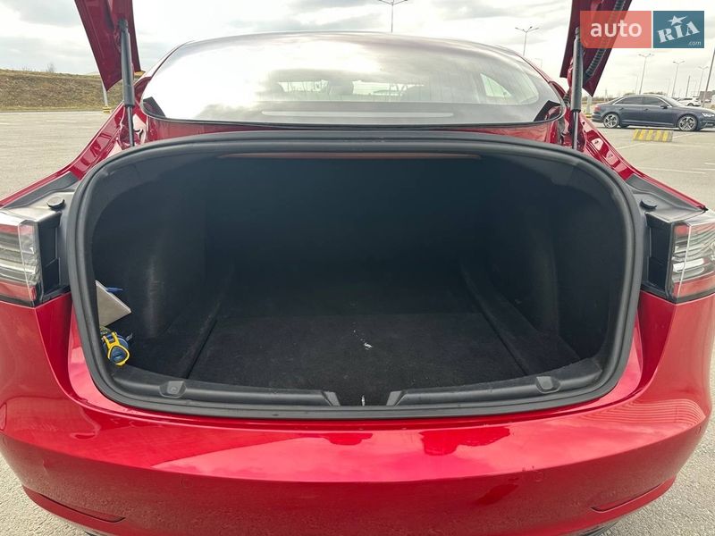 Седан Tesla Model 3 2019 в Львові фото 22 Седан Tesla Model 3 2019 в Львові