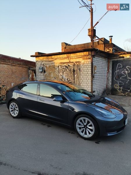 Седан Tesla Model 3 2021 в Києві фото 25 Седан Tesla Model 3 2021 в Києві