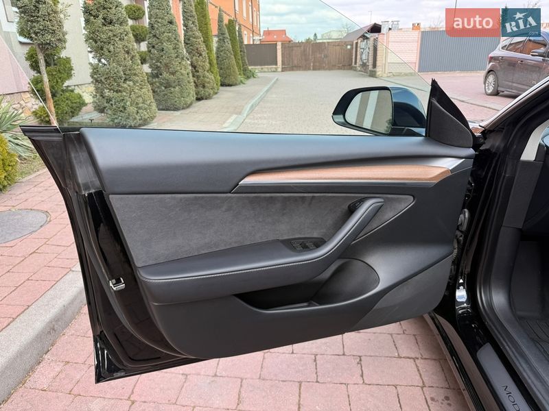 Седан Tesla Model 3 2023 в Стрые фото 28 Седан Tesla Model 3 2023 в Стрые