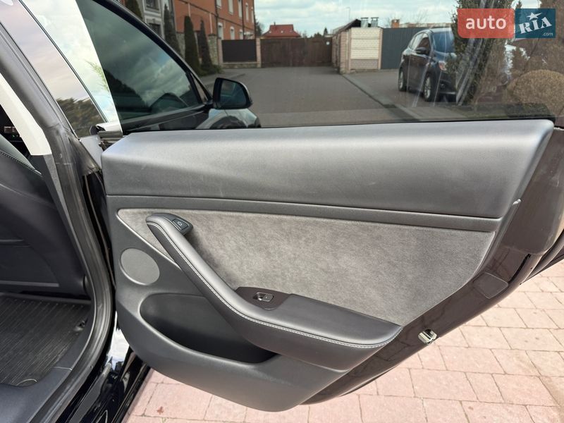 Седан Tesla Model 3 2023 в Стрые фото 34 Седан Tesla Model 3 2023 в Стрые