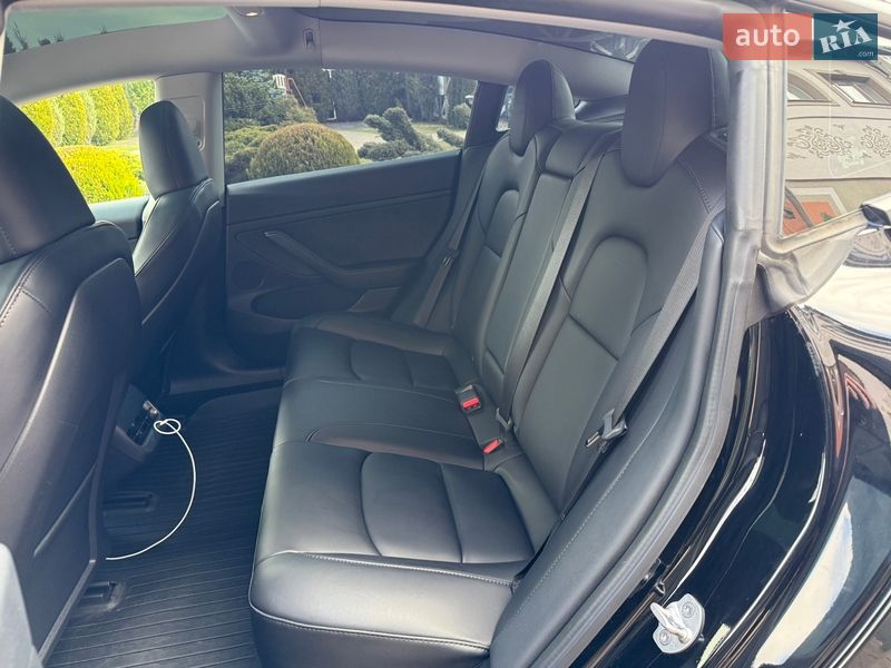 Седан Tesla Model 3 2023 в Стрые фото 39 Седан Tesla Model 3 2023 в Стрые
