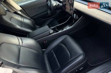 Седан Tesla Model 3 2017 в Луцьку