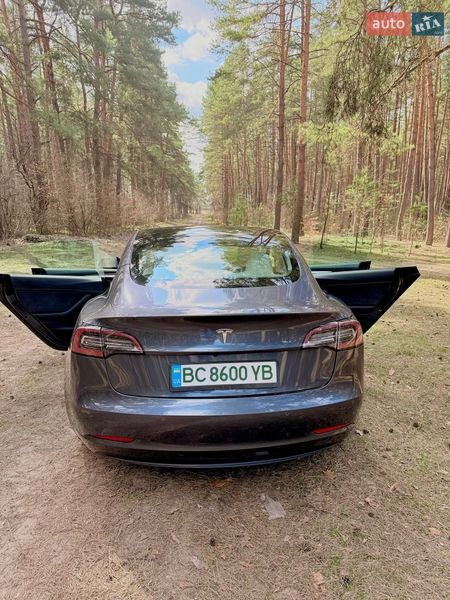 Седан Tesla Model 3 2022 в Львове фото 18 Седан Tesla Model 3 2022 в Львове
