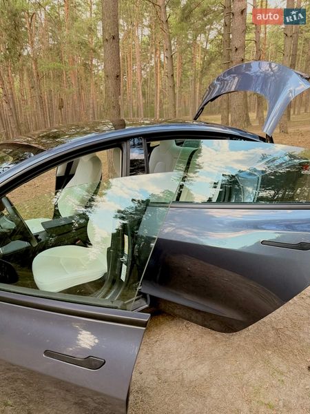 Седан Tesla Model 3 2022 в Львове фото 20 Седан Tesla Model 3 2022 в Львове
