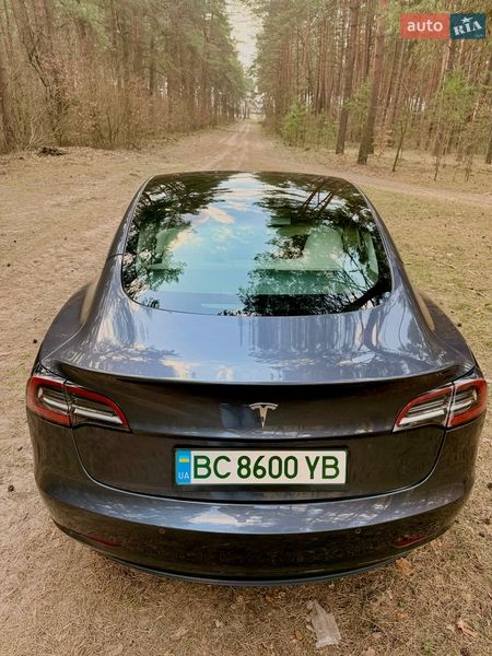 Седан Tesla Model 3 2022 в Львове фото 23 Седан Tesla Model 3 2022 в Львове