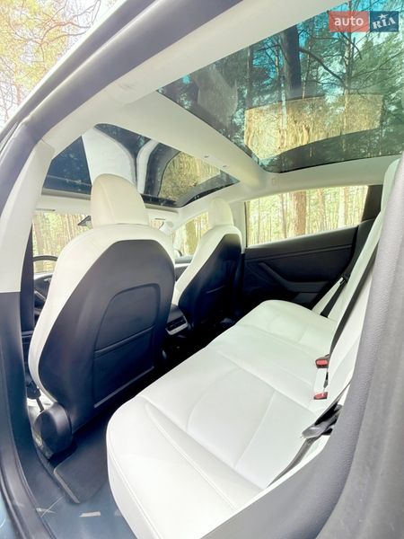 Седан Tesla Model 3 2022 в Львове фото 29 Седан Tesla Model 3 2022 в Львове