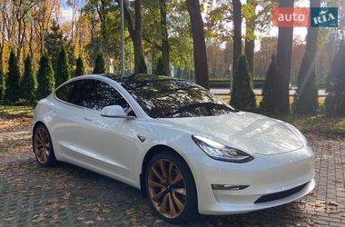 Седан Tesla Model 3 2020 в Харькове