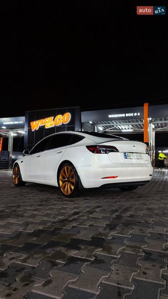 Седан Tesla Model 3 2020 в Харькове фото 13 Седан Tesla Model 3 2020 в Харькове