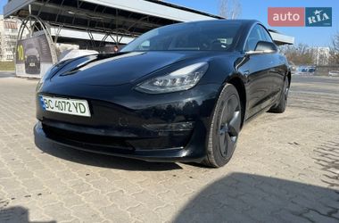 tesla model-3 2019 в Львів від професійного продавця Den