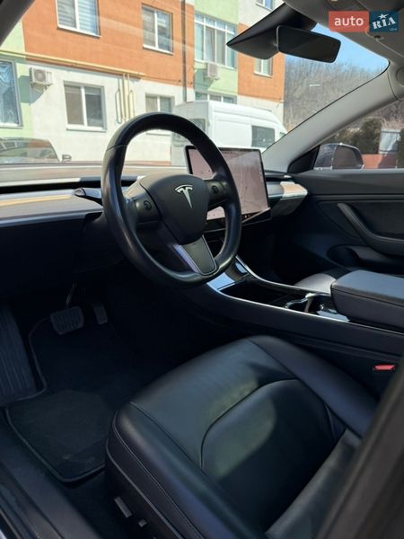 Седан Tesla Model 3 2018 в Обухове