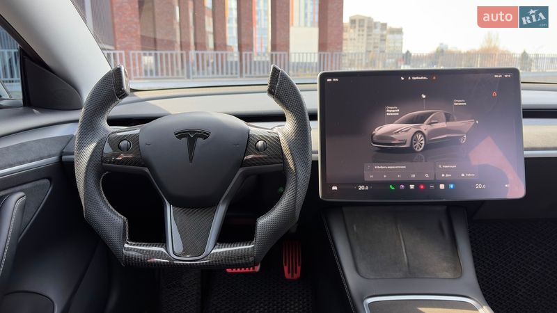 Седан Tesla Model 3 2022 в Дніпрі