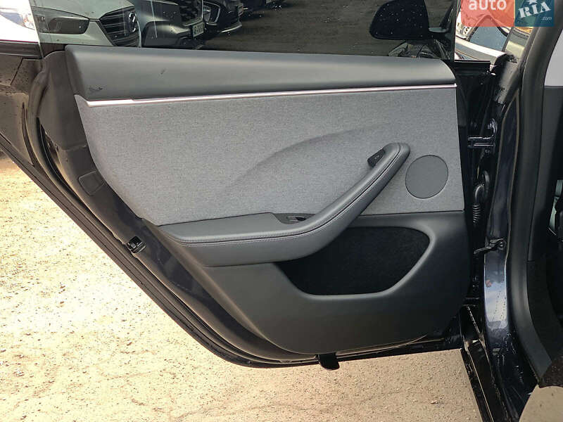 Седан Tesla Model 3 2024 в Виннице фото 23 Седан Tesla Model 3 2024 в Виннице