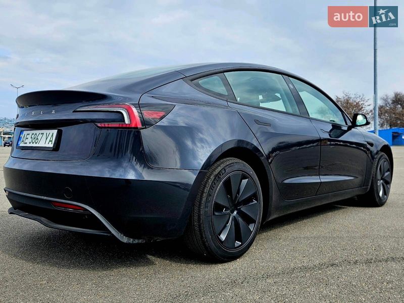 Седан Tesla Model 3 2025 в Днепре фото 14 Седан Tesla Model 3 2025 в Днепре