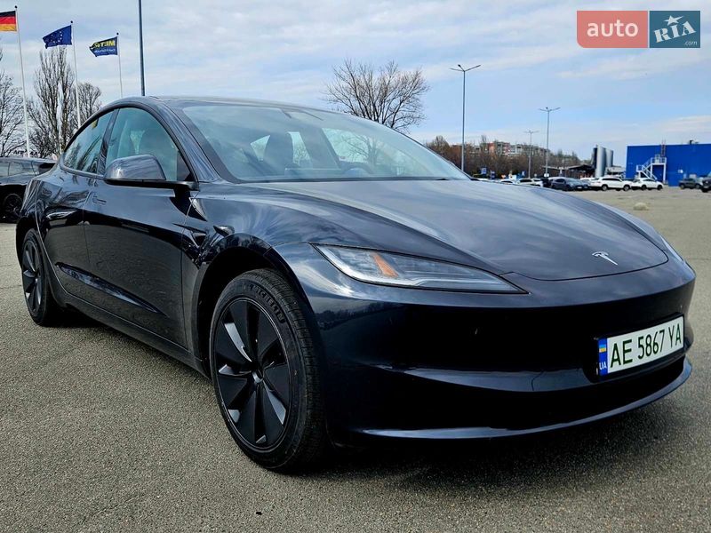 Седан Tesla Model 3 2025 в Днепре фото 19 Седан Tesla Model 3 2025 в Днепре
