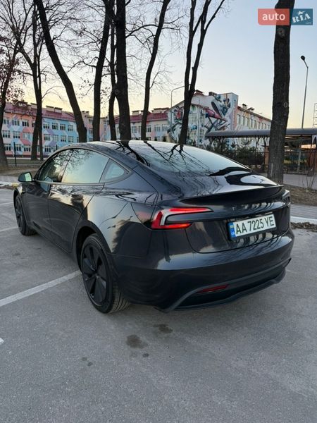 Седан Tesla Model 3 2025 в Києві