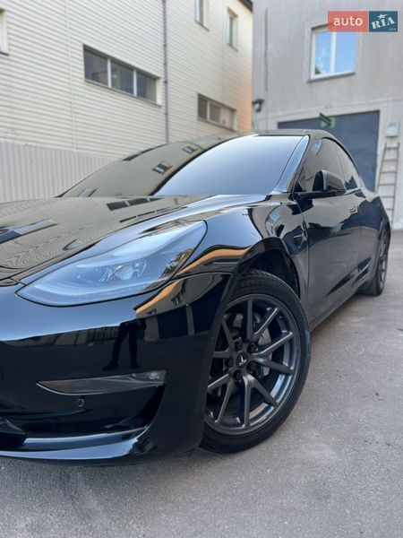 Седан Tesla Model 3 2019 в Киеве фото 2 Седан Tesla Model 3 2019 в Киеве