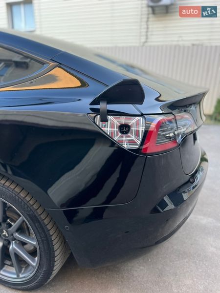 Седан Tesla Model 3 2019 в Киеве фото 11 Седан Tesla Model 3 2019 в Киеве