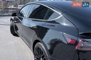 Седан Tesla Model 3 2019 в Днепре
