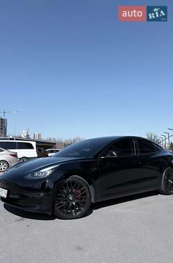 Седан Tesla Model 3 2019 в Днепре