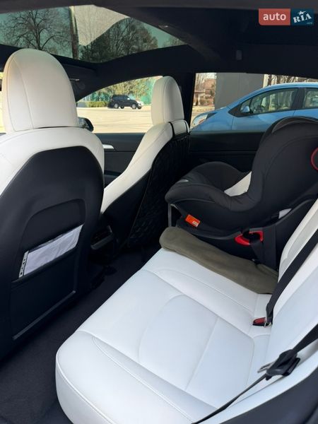 Седан Tesla Model 3 2023 в Києві фото 15 Седан Tesla Model 3 2023 в Києві