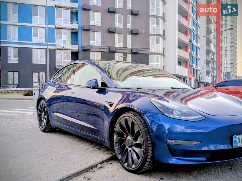 Седан Tesla Model 3 2021 в Киеве фото Седан Tesla Model 3 2021 в Киеве