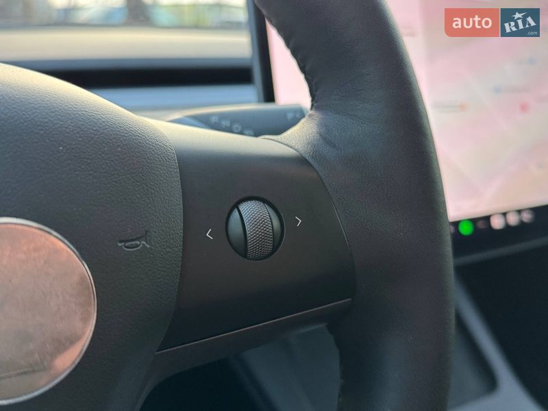 Седан Tesla Model 3 2021 в Киеве фото 19 Седан Tesla Model 3 2021 в Киеве