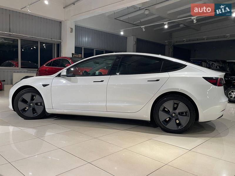 Седан Tesla Model 3 2022 в Киеве фото 9 Седан Tesla Model 3 2022 в Киеве