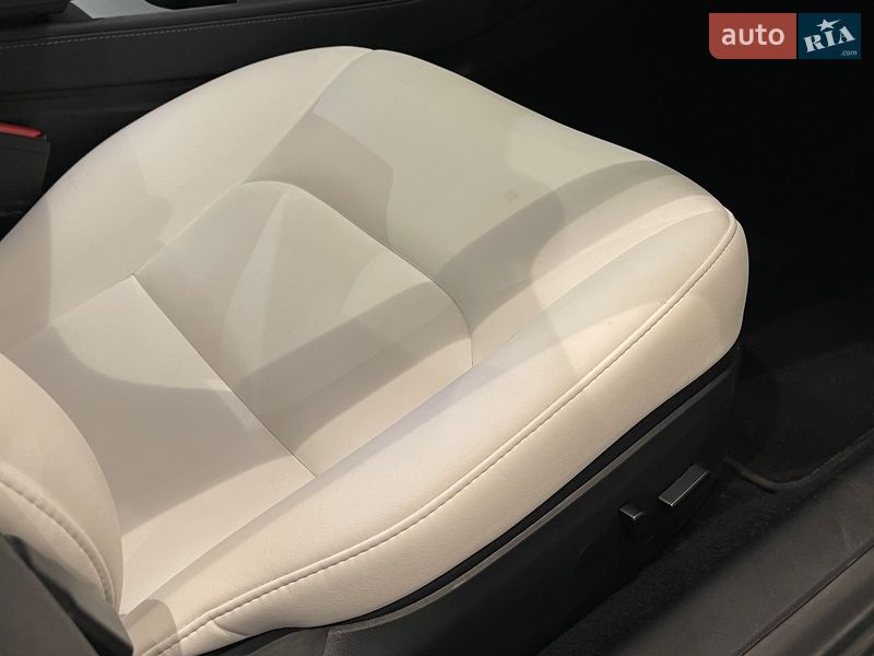 Седан Tesla Model 3 2022 в Киеве фото 24 Седан Tesla Model 3 2022 в Киеве