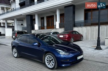 Седан Tesla Model 3 2023 в Тернополе